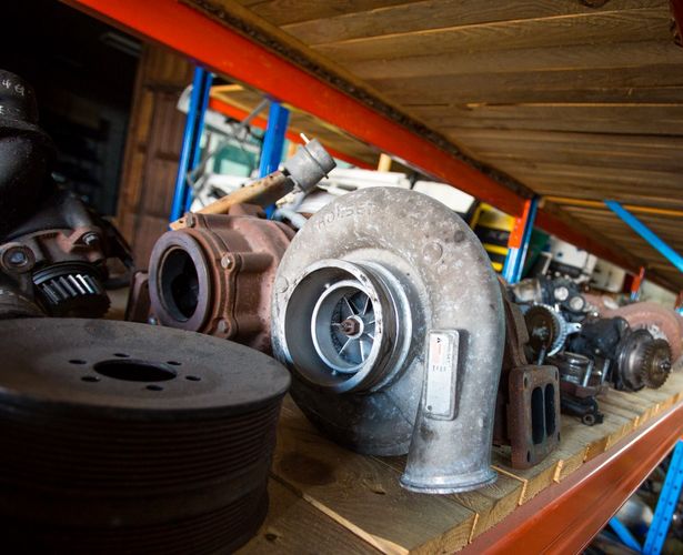 Naudotos sunkvežimių dalys